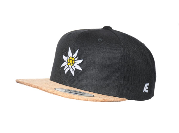 Snapback-mountainflower-edelweiß-schwarz-aewerbetechnik